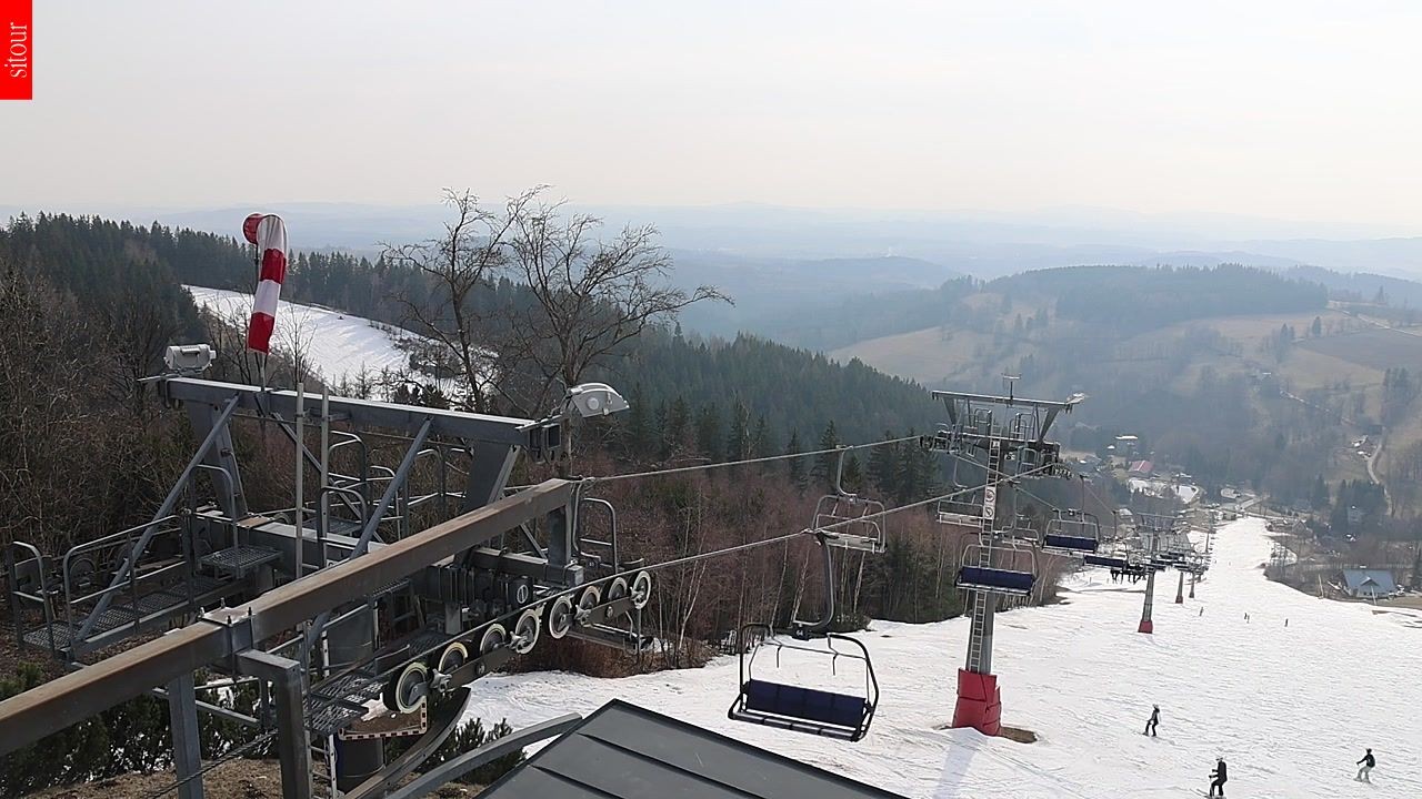 Archived image Webcam Benecko - top station chairlift Kejnos (Czech Republic)