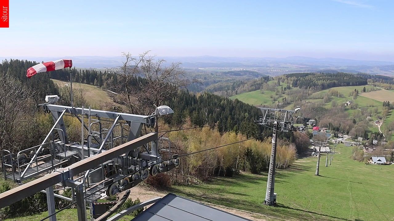 Archived image Webcam Benecko - top station chairlift Kejnos (Czech Republic)