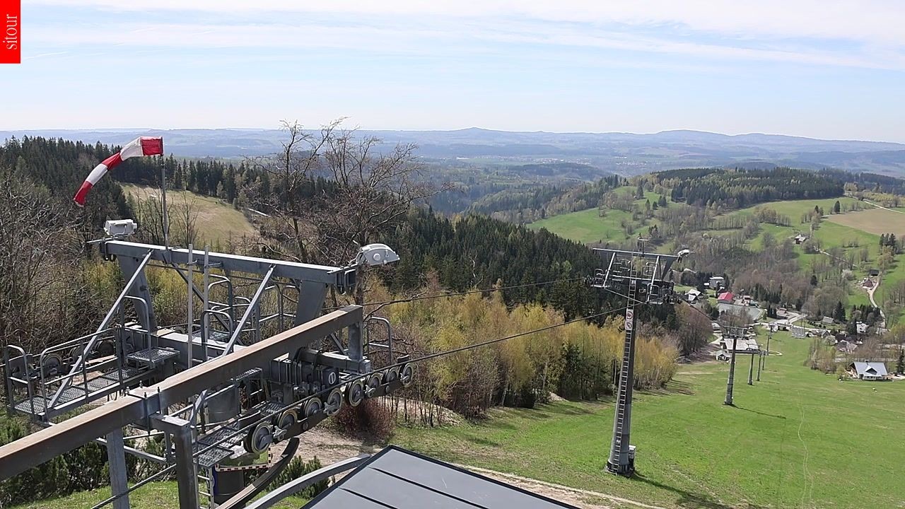 Archived image Webcam Benecko - top station chairlift Kejnos (Czech Republic)