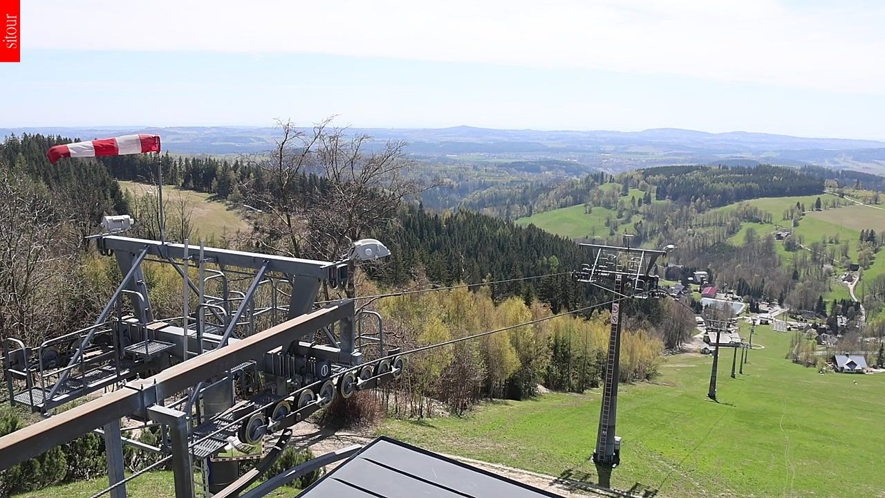 Archived image Webcam Benecko - top station chairlift Kejnos (Czech Republic)