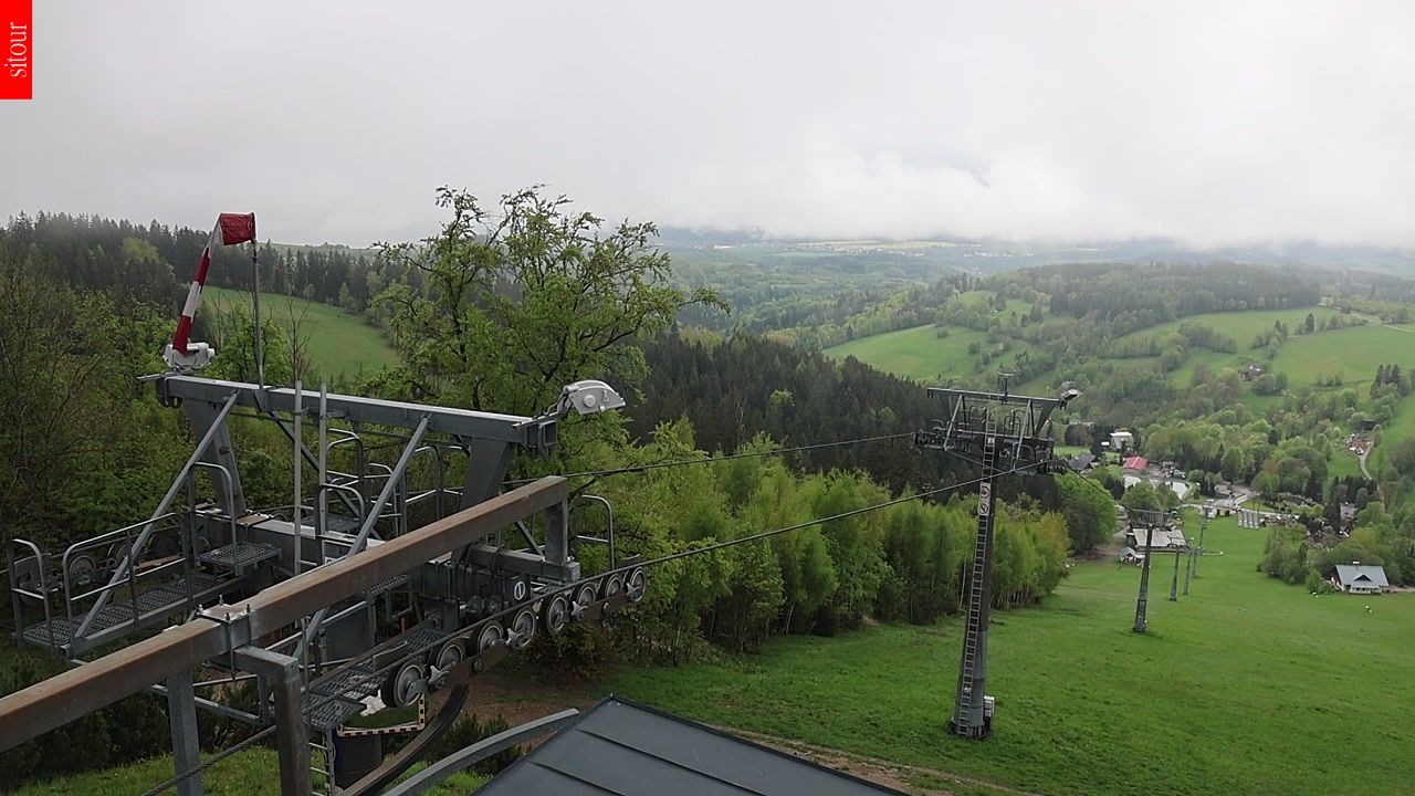 Archiv Foto Webcam Benecko - Bergstation Sessellift Kejnos (Tschechien)