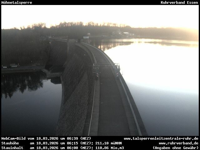 Archiv Foto Webcam Sperrmauer mit Blick auf den Möhnesee in Günne