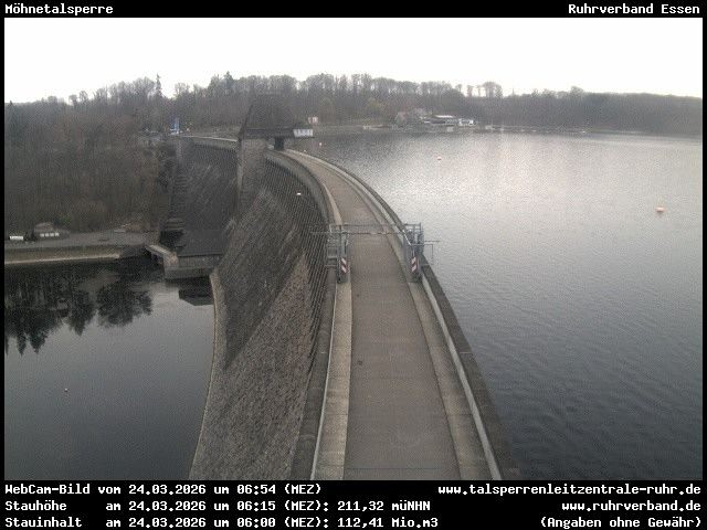 Archiv Foto Webcam Sperrmauer mit Blick auf den Möhnesee in Günne