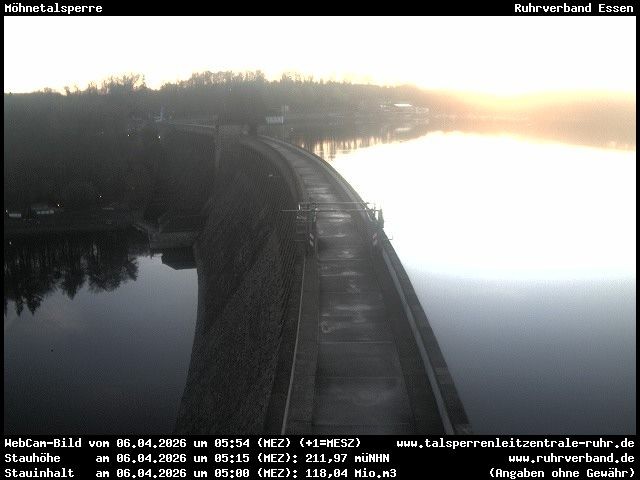 Archiv Foto Webcam Sperrmauer mit Blick auf den Möhnesee in Günne