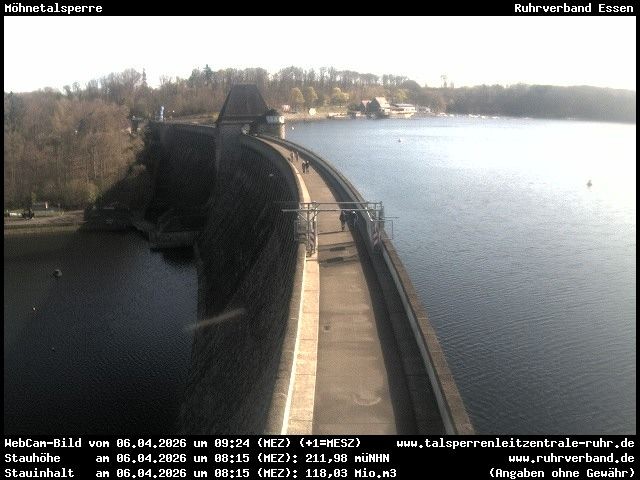Archiv Foto Webcam Sperrmauer mit Blick auf den Möhnesee in Günne