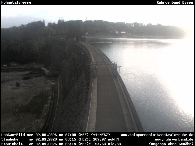 Archiv Foto Webcam Sperrmauer mit Blick auf den Möhnesee in Günne
