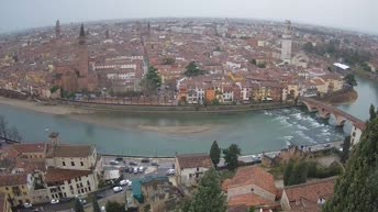 Archiv Foto Webcam Castel San Pietro - Blick auf Verona