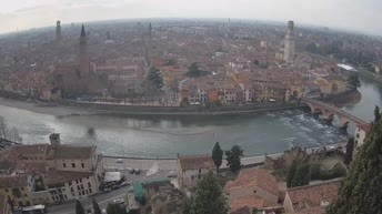 Archiv Foto Webcam Castel San Pietro - Blick auf Verona