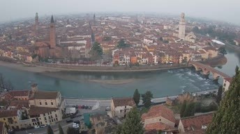 Archiv Foto Webcam Castel San Pietro - Blick auf Verona