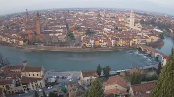 Archiv Foto Webcam Castel San Pietro - Blick auf Verona