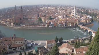 Archiv Foto Webcam Castel San Pietro - Blick auf Verona