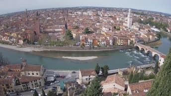 Archiv Foto Webcam Castel San Pietro - Blick auf Verona