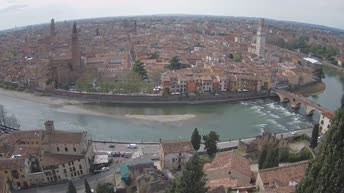 Archiv Foto Webcam Castel San Pietro - Blick auf Verona