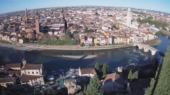 Archiv Foto Webcam Castel San Pietro - Blick auf Verona