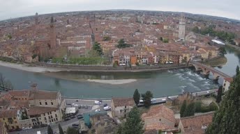 Archiv Foto Webcam Castel San Pietro - Blick auf Verona