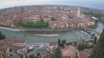 Archiv Foto Webcam Castel San Pietro - Blick auf Verona
