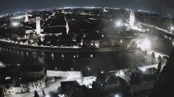 Archiv Foto Webcam Castel San Pietro - Blick auf Verona