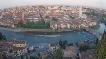Archiv Foto Webcam Castel San Pietro - Blick auf Verona