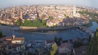 Archiv Foto Webcam Castel San Pietro - Blick auf Verona