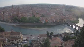 Archiv Foto Webcam Castel San Pietro - Blick auf Verona