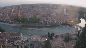 Archiv Foto Webcam Castel San Pietro - Blick auf Verona