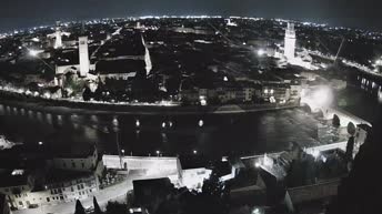 Archiv Foto Webcam Castel San Pietro - Blick auf Verona