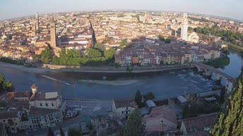 Archiv Foto Webcam Castel San Pietro - Blick auf Verona