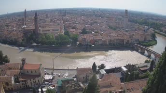 Archiv Foto Webcam Castel San Pietro - Blick auf Verona