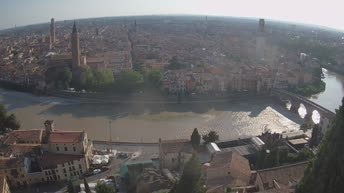 Archiv Foto Webcam Castel San Pietro - Blick auf Verona
