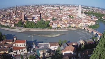 Archiv Foto Webcam Castel San Pietro - Blick auf Verona