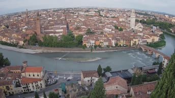 Archiv Foto Webcam Castel San Pietro - Blick auf Verona