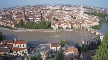 Archiv Foto Webcam Castel San Pietro - Blick auf Verona