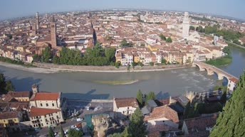 Archiv Foto Webcam Castel San Pietro - Blick auf Verona