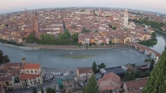 Archiv Foto Webcam Castel San Pietro - Blick auf Verona