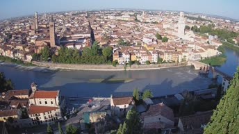 Archiv Foto Webcam Castel San Pietro - Blick auf Verona