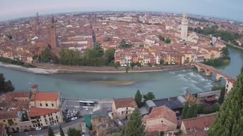 Archiv Foto Webcam Castel San Pietro - Blick auf Verona