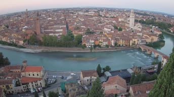 Archiv Foto Webcam Castel San Pietro - Blick auf Verona