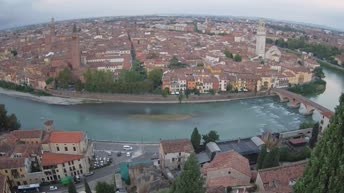 Archiv Foto Webcam Castel San Pietro - Blick auf Verona