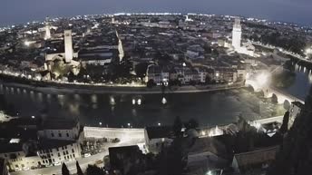 Archiv Foto Webcam Castel San Pietro - Blick auf Verona