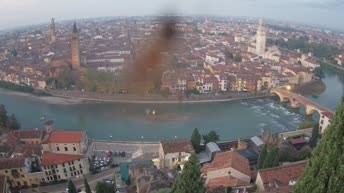 Archiv Foto Webcam Castel San Pietro - Blick auf Verona