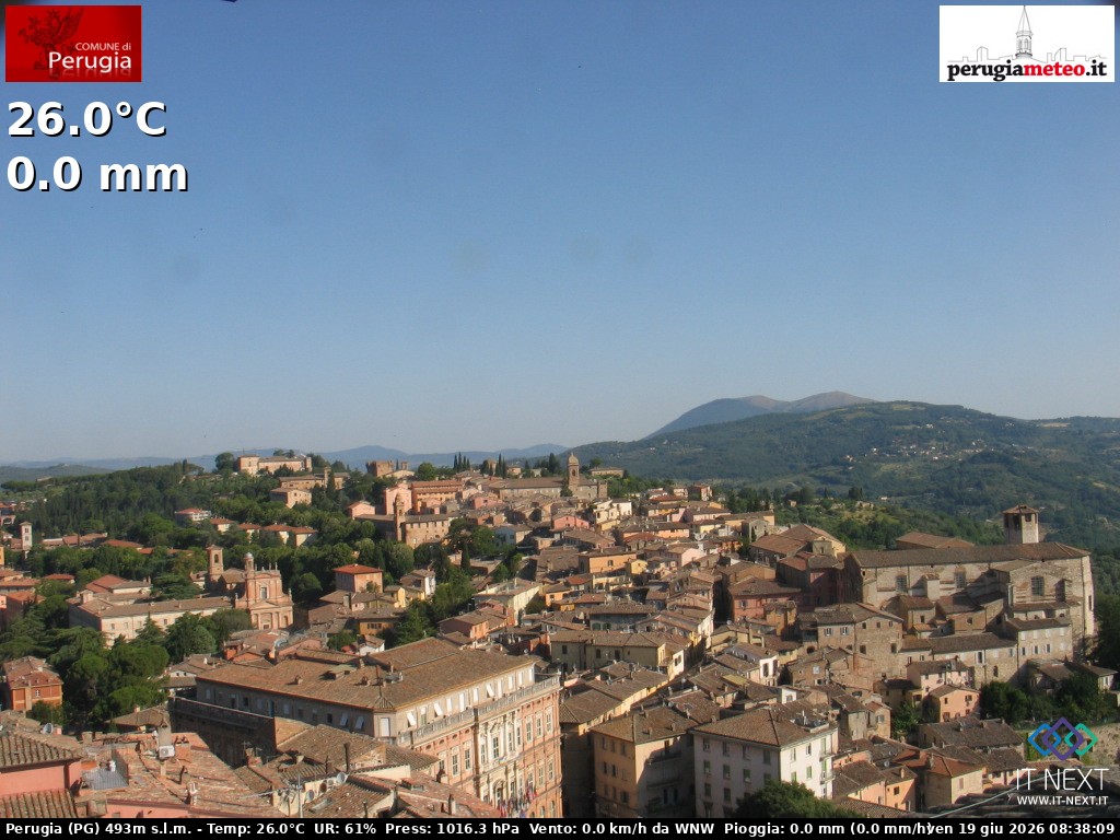 Archived image Webcam City of Perugia - Umbria