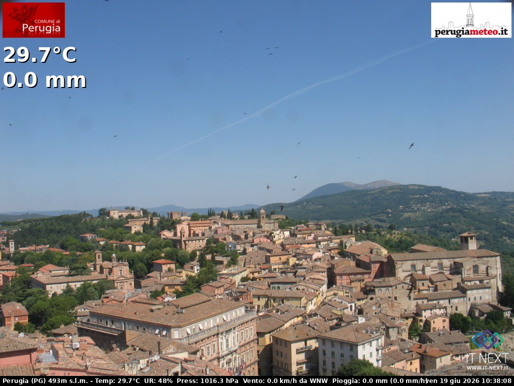 Archived image Webcam City of Perugia - Umbria