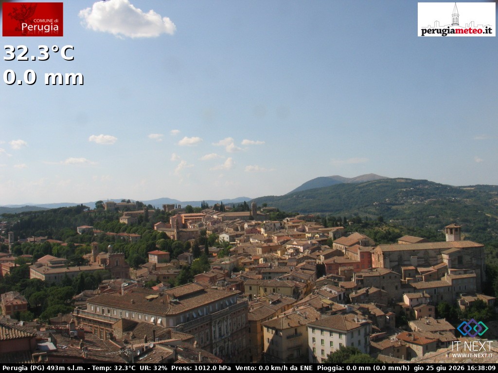 Archived image Webcam City of Perugia - Umbria