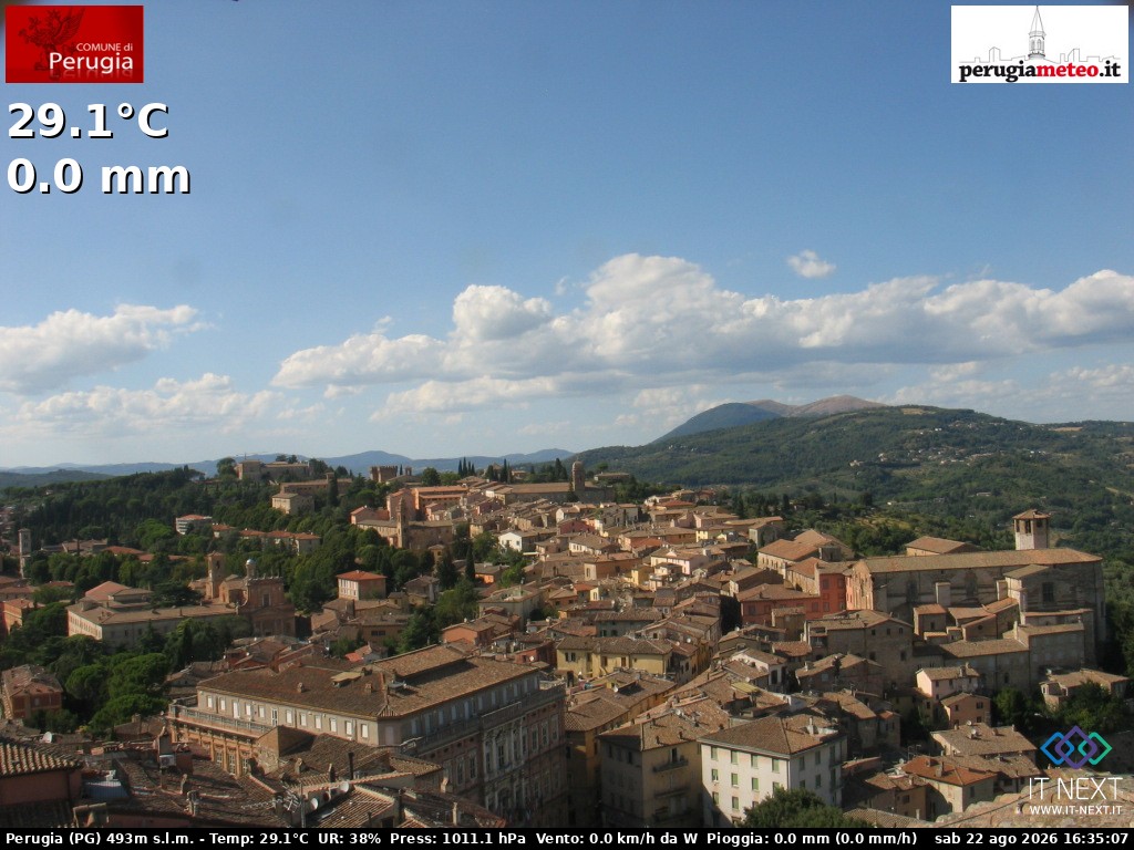 Archived image Webcam City of Perugia - Umbria