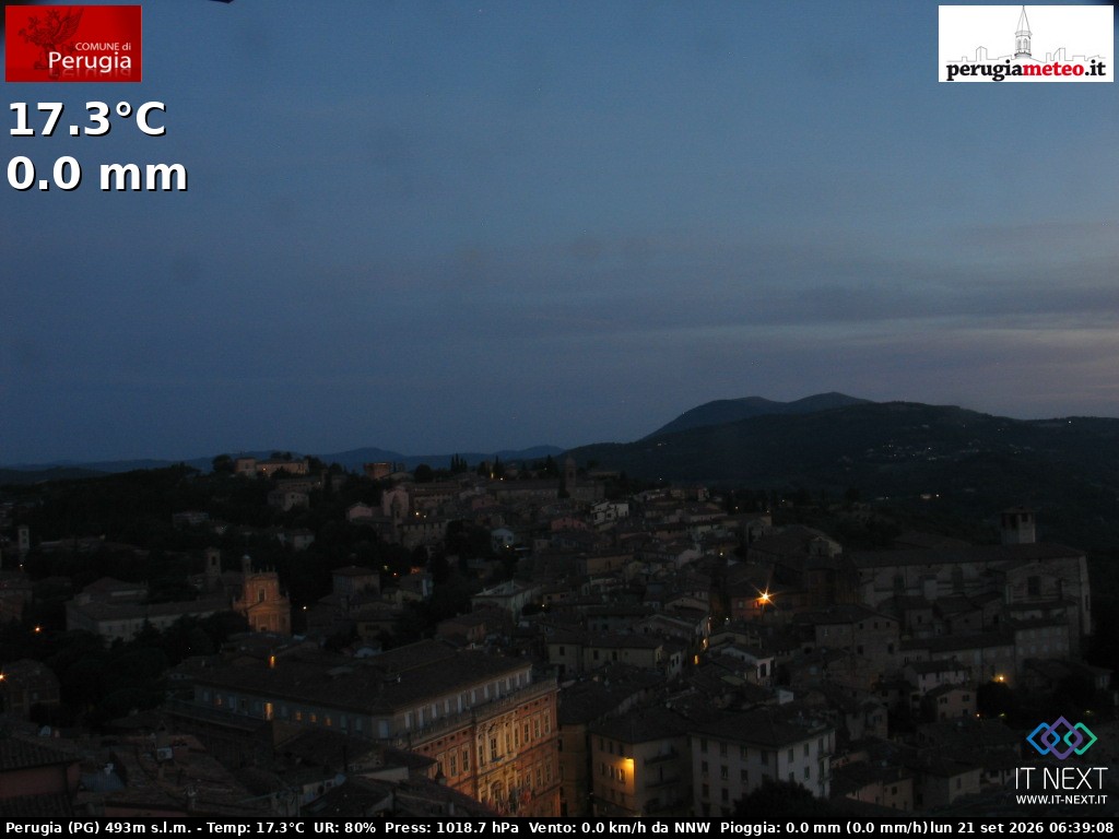 Archived image Webcam City of Perugia - Umbria