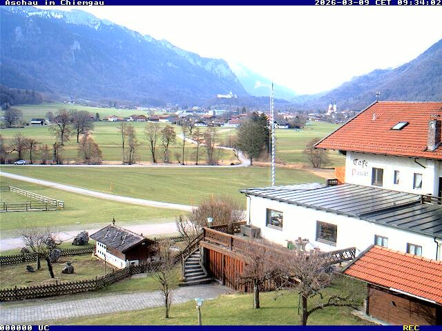 Archiv Foto Webcam Aschau im Chiemgau - Blick Richtung Süden auf Aschau