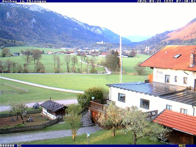 Archiv Foto Webcam Aschau im Chiemgau - Blick Richtung Süden auf Aschau