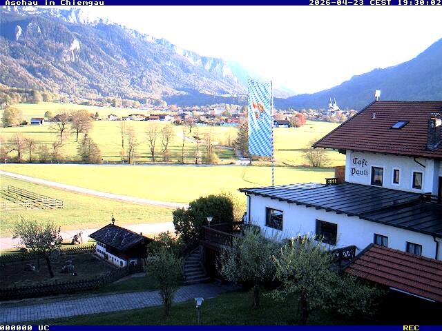 Archiv Foto Webcam Aschau im Chiemgau - Blick Richtung Süden auf Aschau