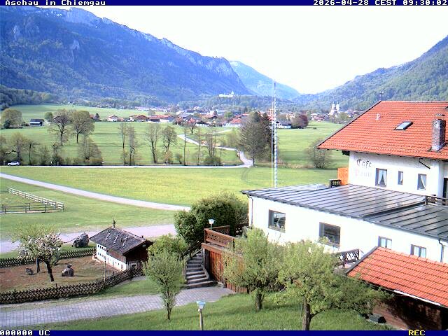 Archiv Foto Webcam Aschau im Chiemgau - Blick Richtung Süden auf Aschau
