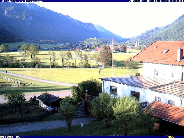 Archiv Foto Webcam Aschau im Chiemgau - Blick Richtung Süden auf Aschau